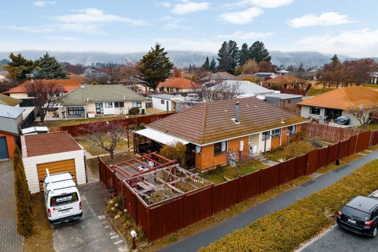 Photo of property in 16 Jollys Road, Cromwell, 9310