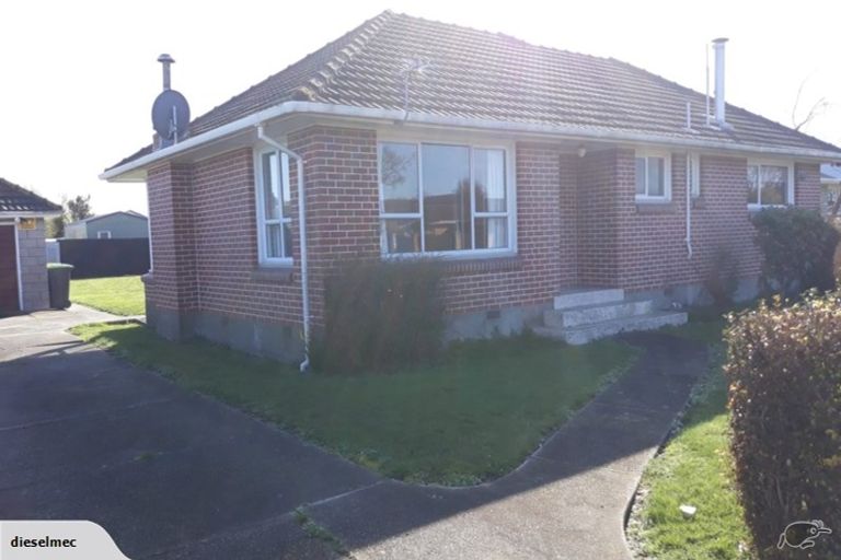 Photo of property in 43 Veitches Road, Casebrook, Christchurch, 8051