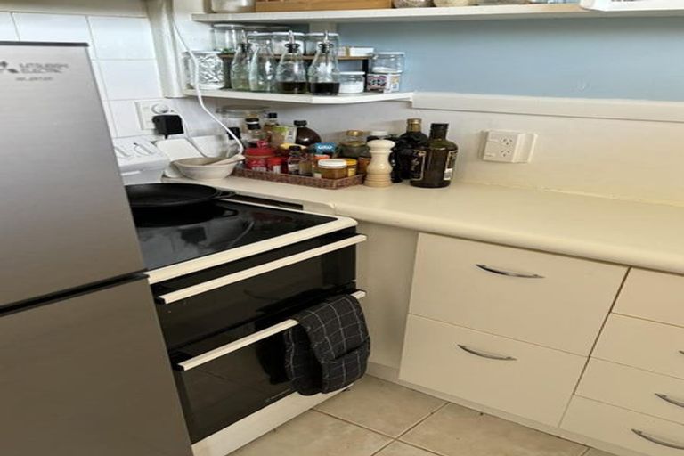 Photo of property in 20/4f Claremont Grove, Mount Victoria, Wellington, 6011