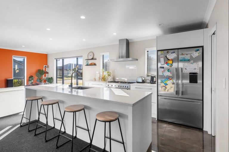 Photo of property in 8 Denimes Crescent, Rolleston, 7614