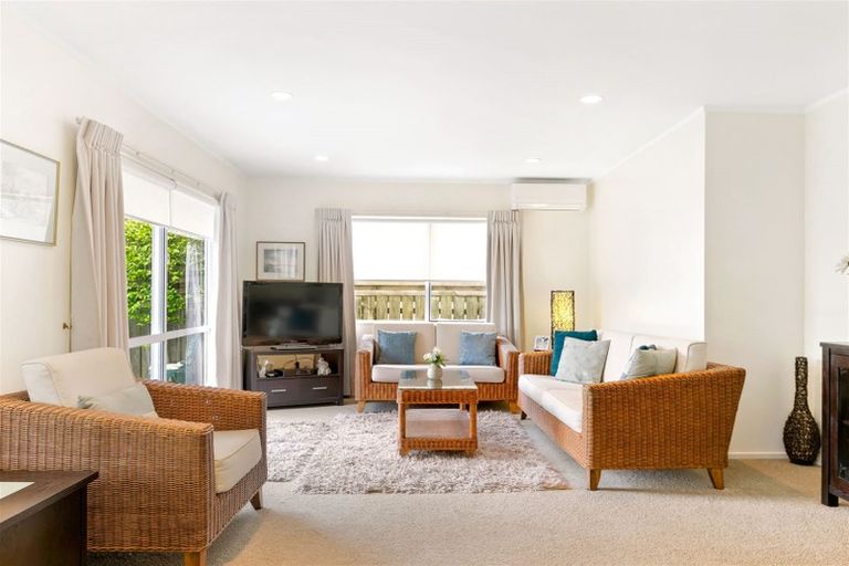 Photo of property in 299b Glengarry Road, Glen Eden, Auckland, 0602