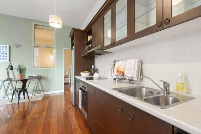 Photo of property in 28a Hanson Street, Mount Cook, Wellington, 6021