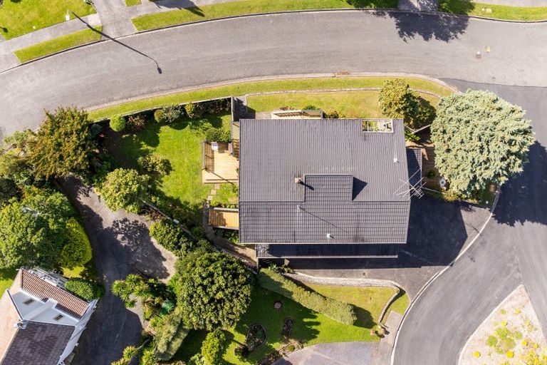 Photo of property in 30 Observatory Close, Whitby, Porirua, 5024
