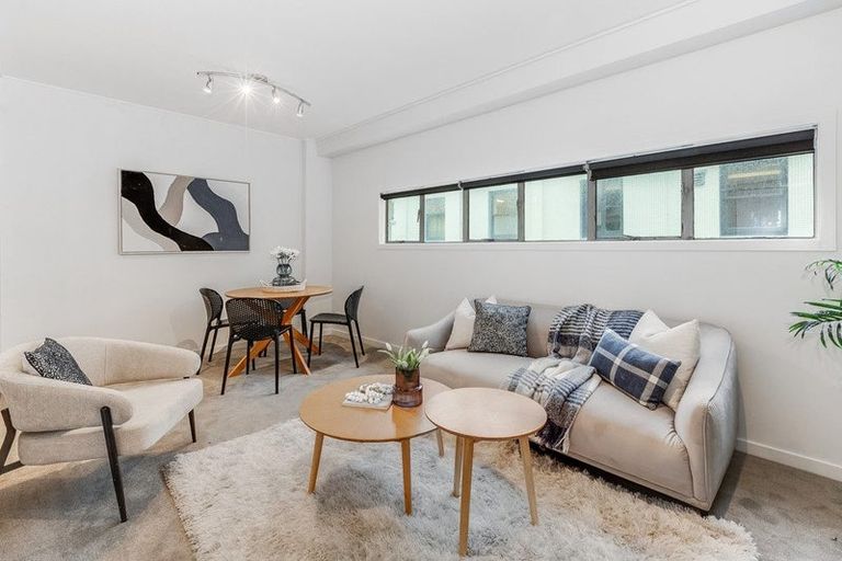 Photo of property in Dixonlane Apartments, 5/7 Feltex Lane, Te Aro, Wellington, 6011