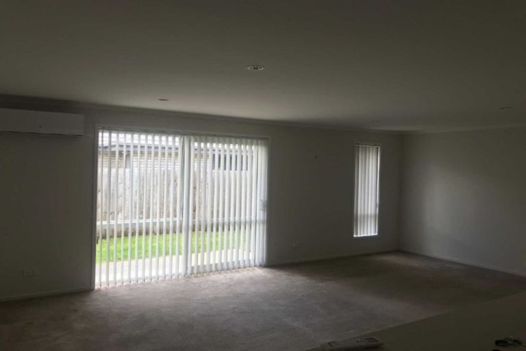 Photo of property in 17 Lamborn Drive, Papakura, 2110