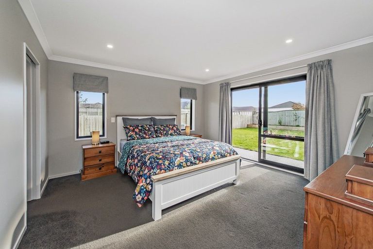 Photo of property in 31 Navy Loop, Rolleston, 7614