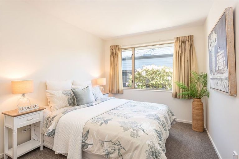 Photo of property in 53 Saint Martins Road, Saint Martins, Christchurch, 8022