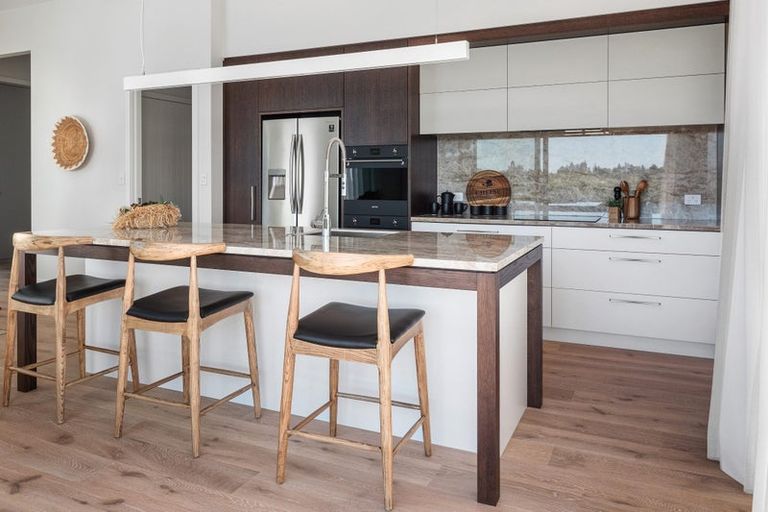 Photo of property in 7 Kohuhu Place, Motuoapa, 3382