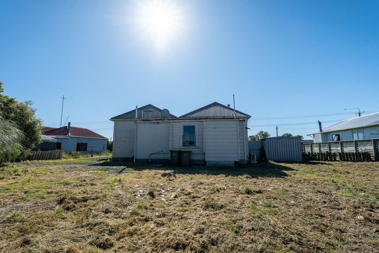 Photo of property in 50 James Street, Balclutha, 9230