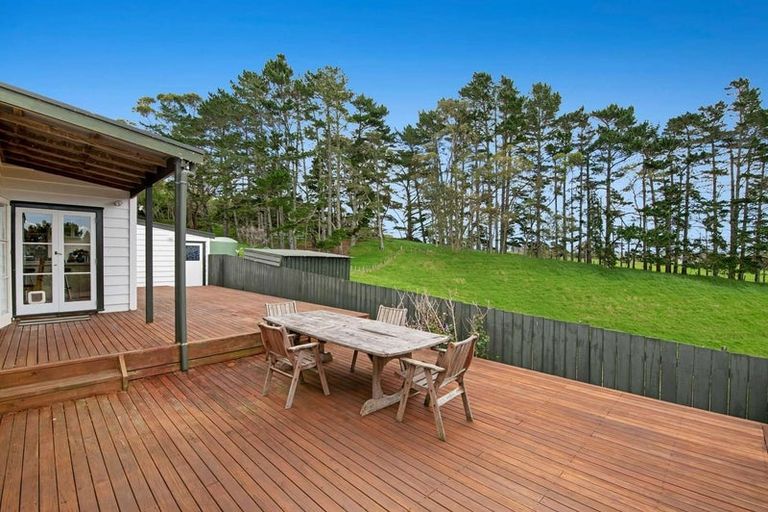 Photo of property in 245 Anderson Road, Helensville, 0875