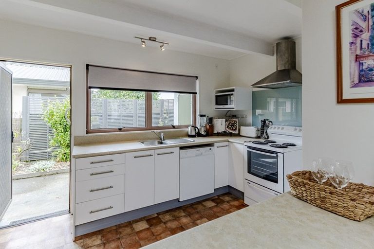 Photo of property in 2/19 Church Road, Taradale, Napier, 4112