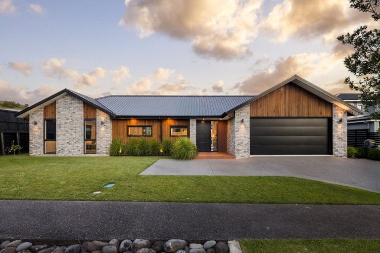 Photo of property in 17 Riverpoint Glade, Flagstaff, Hamilton, 3210