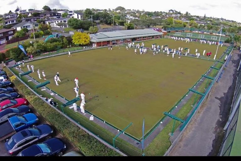 Photo of property in 45 Mayfair Crescent, Mairangi Bay, Auckland, 0630