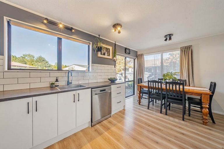 Photo of property in 6 Topaz Street, Birchville, Upper Hutt, 5018