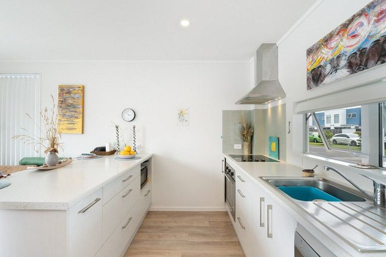 Photo of property in 9/31 Reynolds Place, Papamoa Beach, Papamoa, 3118