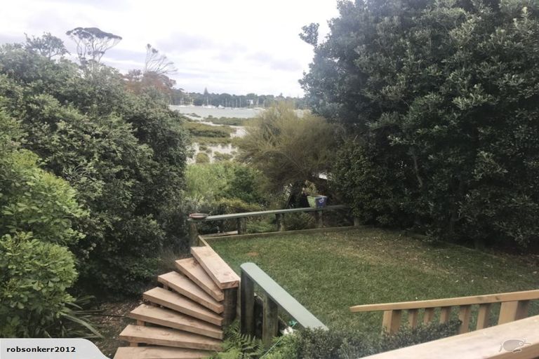 Photo of property in 18b Kentigern Close, Pakuranga, Auckland, 2010