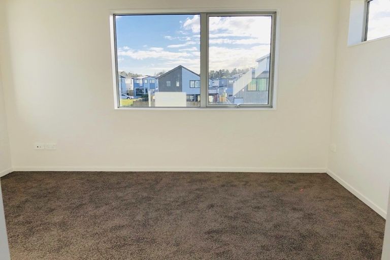 Photo of property in 53 Myland Drive, Hobsonville, Auckland, 0616