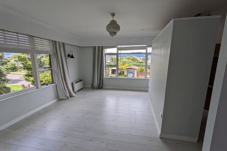 Photo of property in 5 Golf Road, Paraparaumu Beach, Paraparaumu, 5032