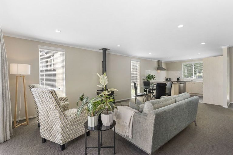 Photo of property in 38 Bruce Pulman Drive, Takanini, 2112