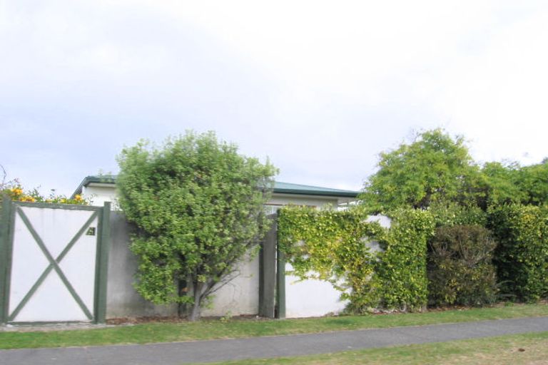 Photo of property in 15 Glamorgan Avenue, Tamatea, Napier, 4112