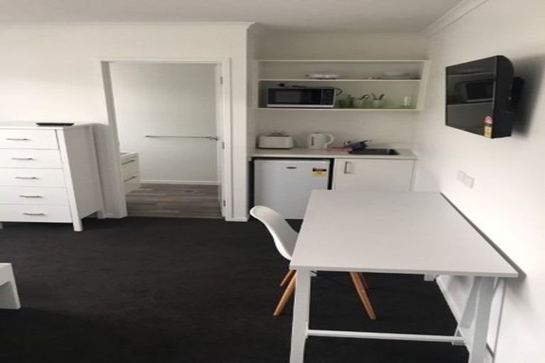 Photo of property in 16u2 Hogan Street, Hamilton East, Hamilton, 3216