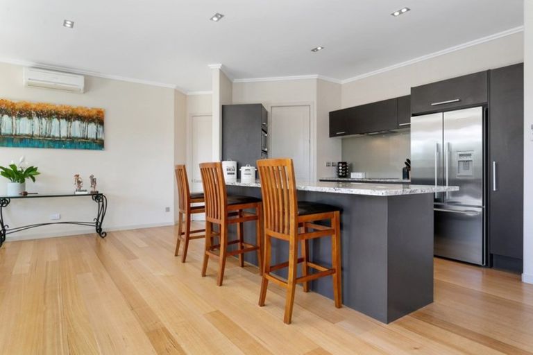 Photo of property in 6 Honiss Place, Cambridge, 3434