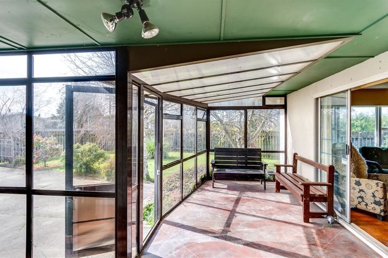 Photo of property in 11 Kauri Street, Taradale, Napier, 4112