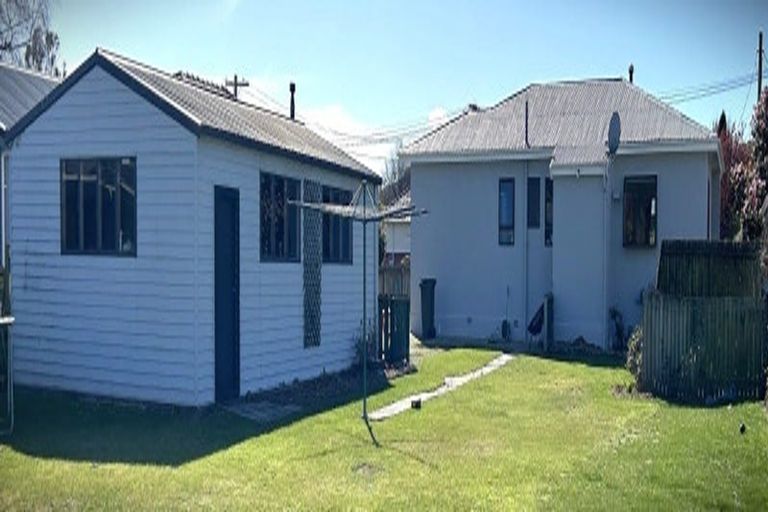 Photo of property in 11 Sandringham Street, Oamaru North, Oamaru, 9400