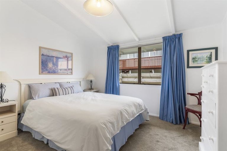 Photo of property in 218 Patuwai Drive, Whangamata, 3620