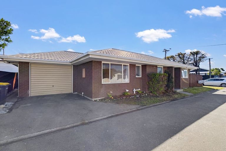 Photo of property in 1/24 Tower Street, Hornby, Christchurch, 8042