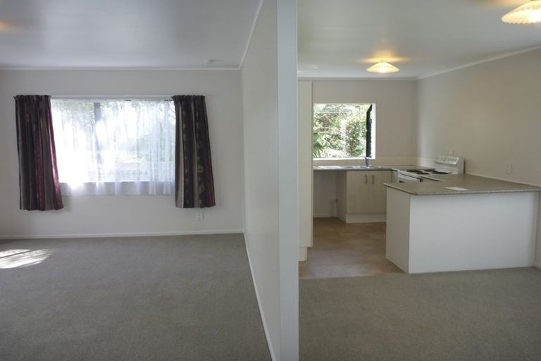 Photo of property in 1/15 Seaview Road, Glenfield, Auckland, 0629
