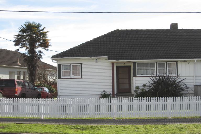 Photo of property in 23 Hall Crescent, Epuni, Lower Hutt, 5011