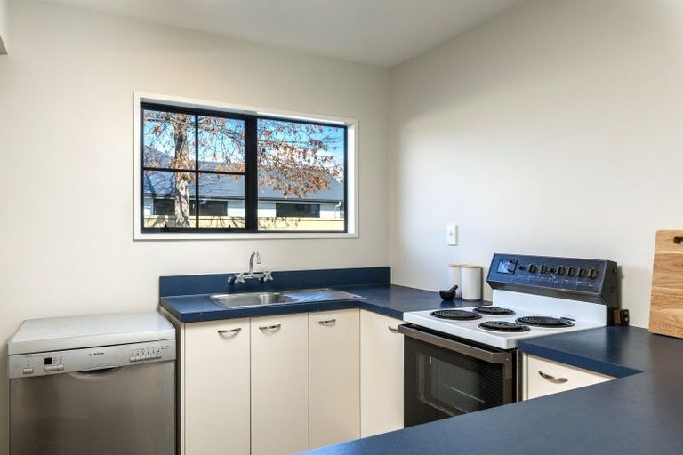 Photo of property in 93 Charles Street, Blenheim, 7201