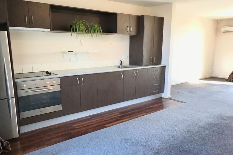 Photo of property in 9/54 Champion Street, Edgeware, Christchurch, 8013
