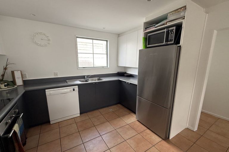Photo of property in 7/28 Majoribanks Street, Mount Victoria, Wellington, 6011