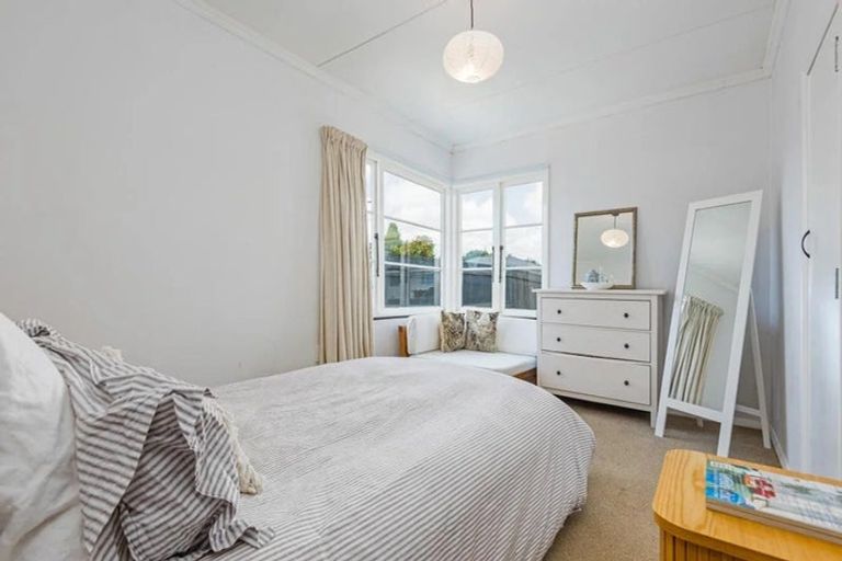 Photo of property in 17 Nottingham Avenue, Awapuni, Palmerston North, 4412