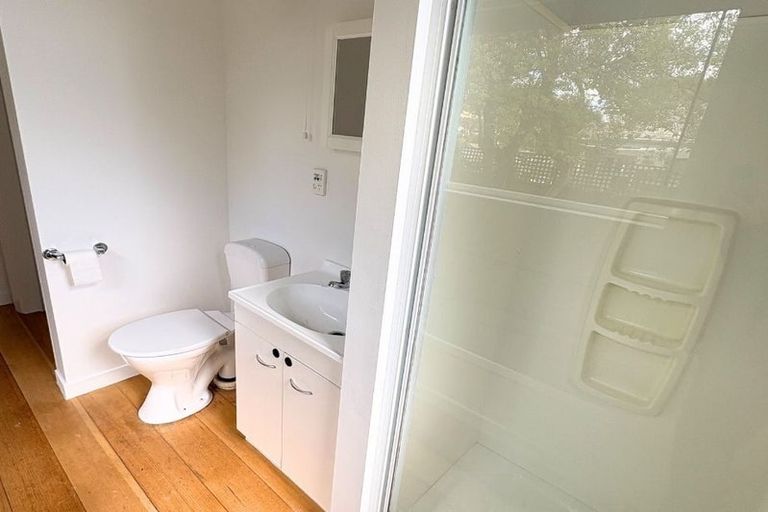 Photo of property in 3/23 Fifield Terrace, Waltham, Christchurch, 8023