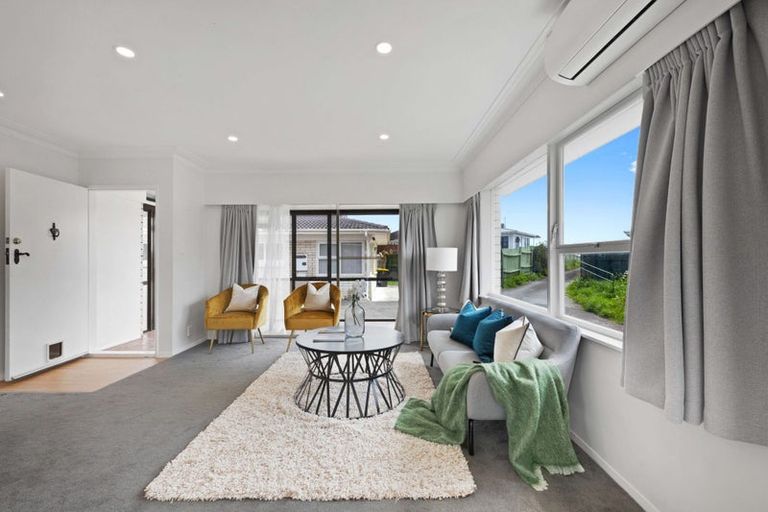 Photo of property in 38b Browns Road, Manurewa, Auckland, 2102