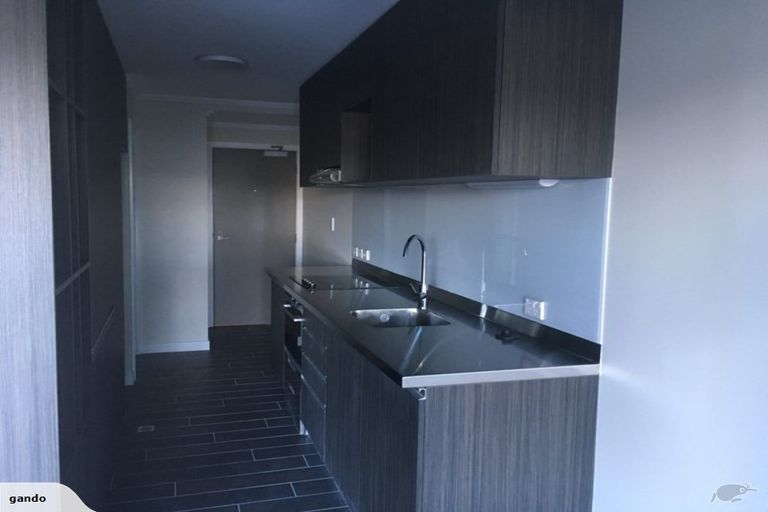 Photo of property in Frame Apartments, 401/111u Molesworth Street, Thorndon, Wellington, 6011