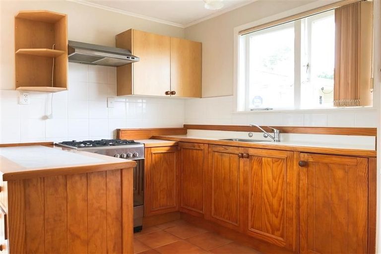 Photo of property in 44 Fairdene Avenue, Henderson, Auckland, 0610