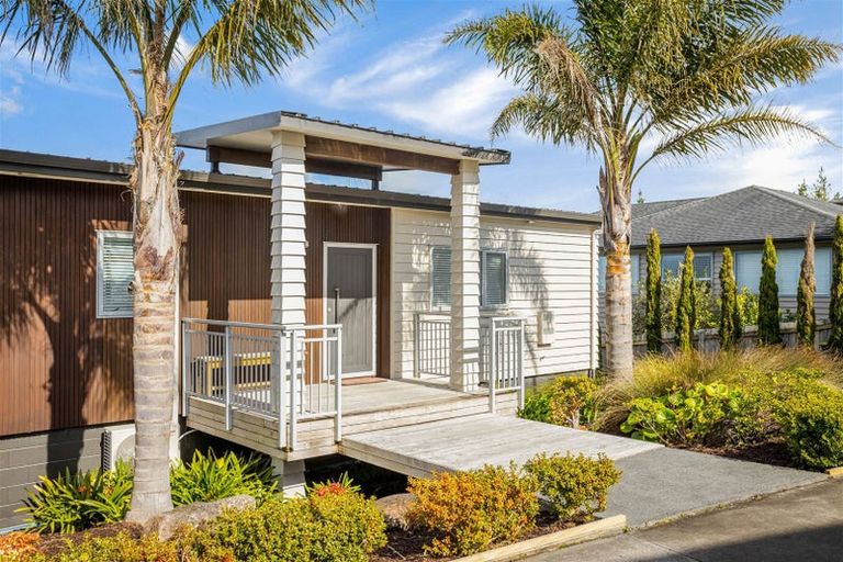 Photo of property in 66 Maire Road, Orewa, 0931