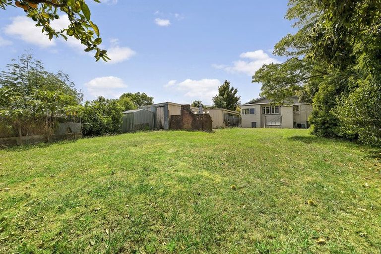 Photo of property in 10 Racecourse Road, Waiuku, 2123