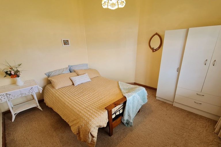 Photo of property in 41 Queen Street, Westport, 7825