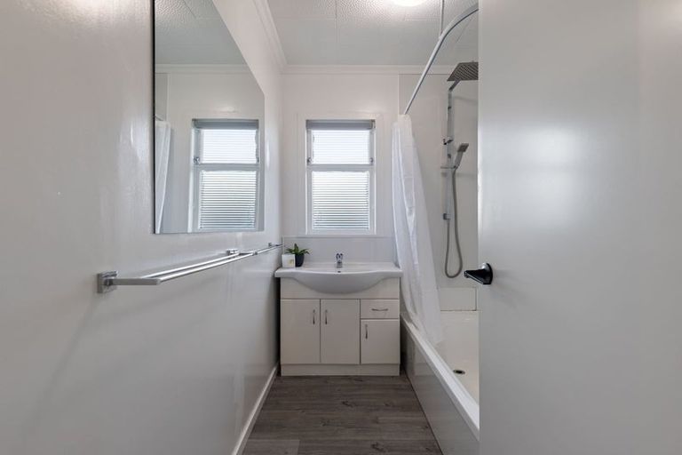 Photo of property in 256 Tremaine Avenue, Highbury, Palmerston North, 4412