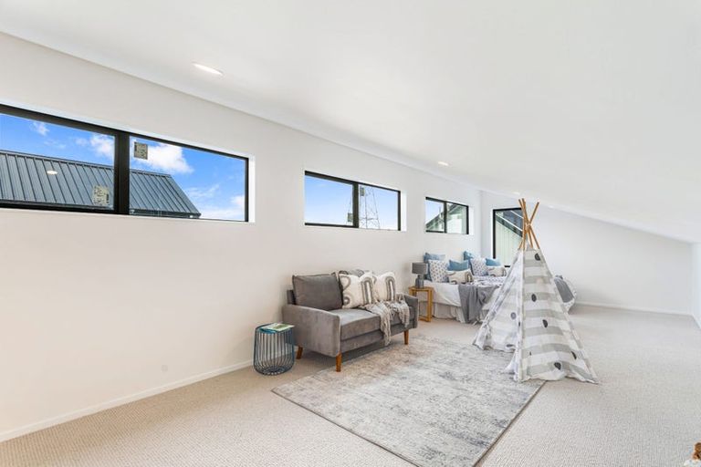 Photo of property in 58 Horokaka Street, Massey, Auckland, 0614