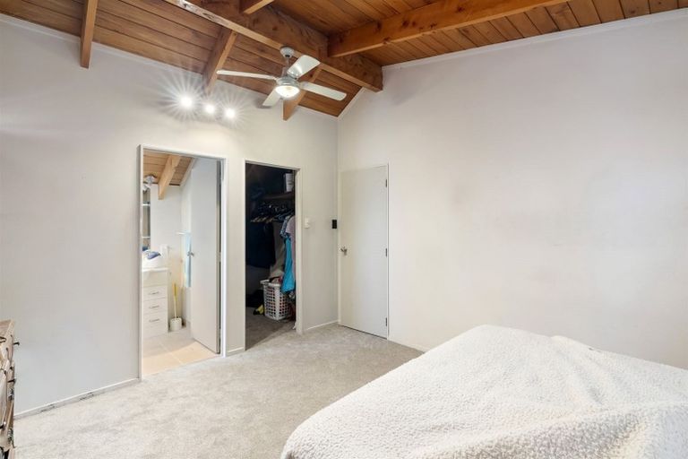 Photo of property in 67 Rosier Road, Glen Eden, Auckland, 0602