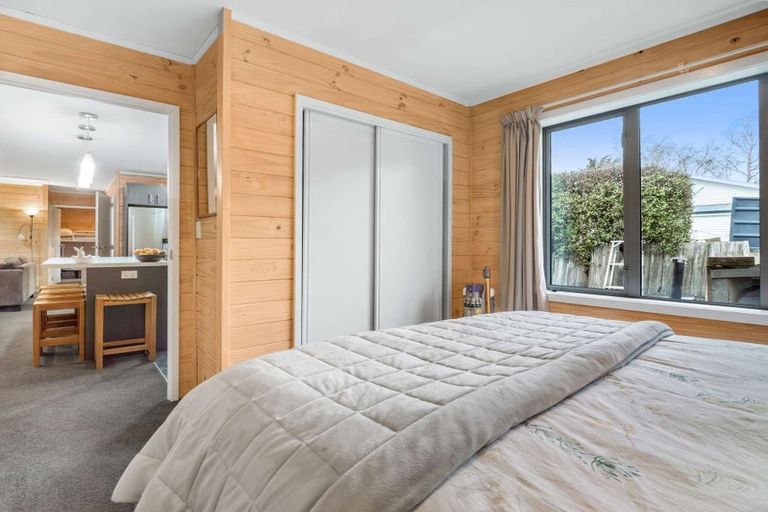 Photo of property in 5 Ryton Place, Lake Coleridge, 7572