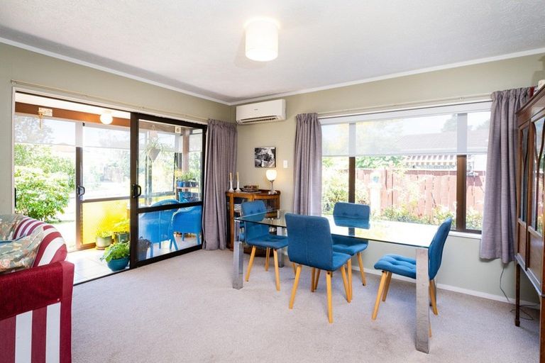 Photo of property in 2 Kotuku Place, Taradale, Napier, 4112