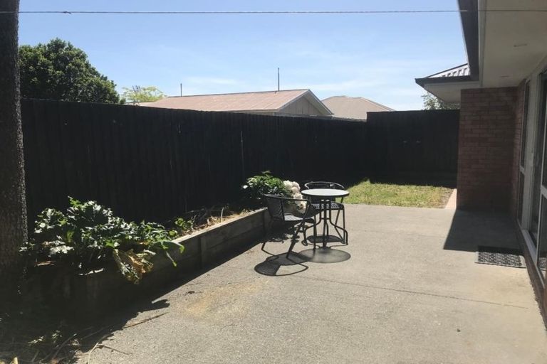 Photo of property in 25 Hendon Street, Edgeware, Christchurch, 8013