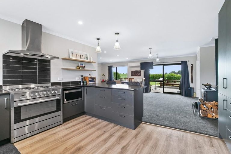 Photo of property in 391a Koputaroa Road, Koputaroa, Levin, 5575